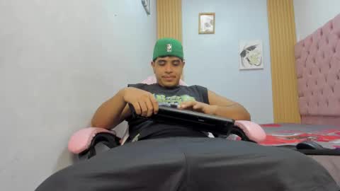 darkalphax01 online show from 22, 12, 2025