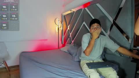 Snapshot of darkandsweety chatting on 25, 2, 2025 Aron - Megan online show from 25, 2, 2025