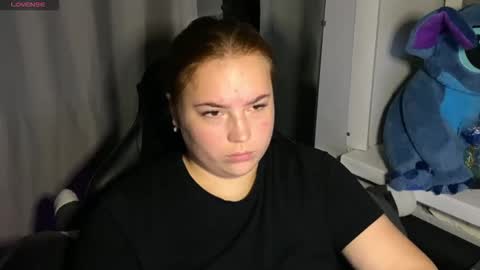 darkcharm1 online show from 11, 11, 2025