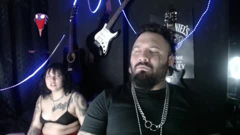 darkclothes online show from 4, 11, 2025