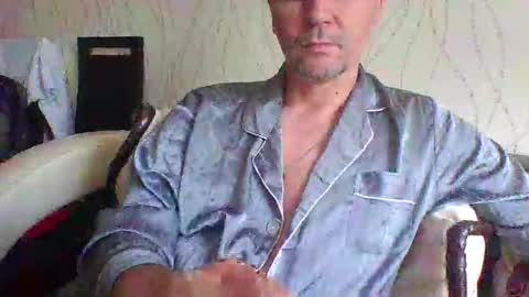 darkdeil online show from 12, 4, 2026