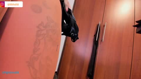 darknes_lilith18 online show from 19, 12, 2024