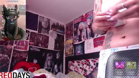 Darkness online show from 6, 2, 2025