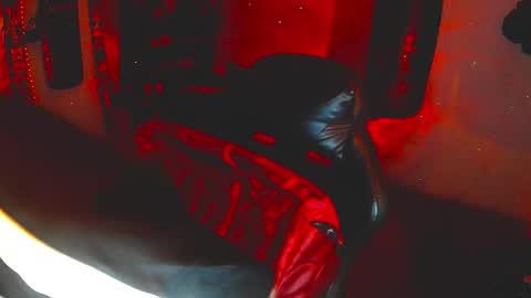   online show from 20, 11, 2025