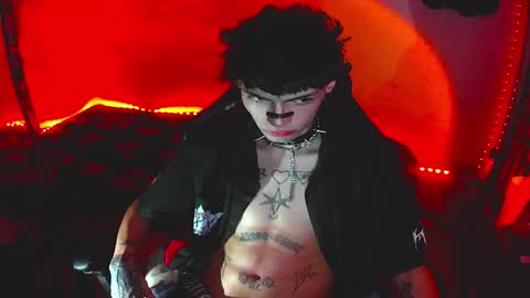   online show from 19, 12, 2025