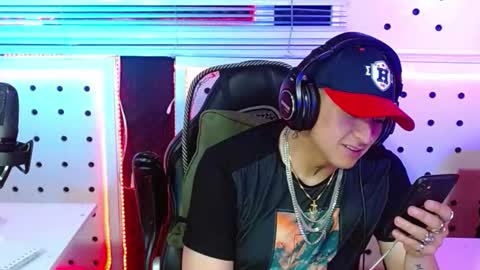 DARKO0717 online show from 26, 11, 2025