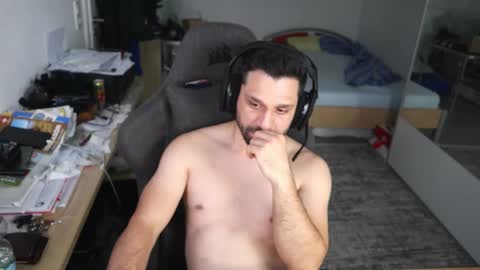 darkschneider_ online show from 4, 10, 2025