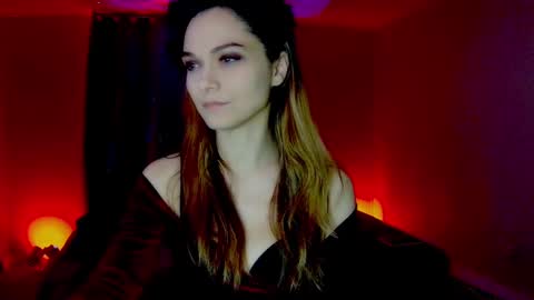 Snapshot of darkskullmistress chatting on 21, 1, 2025 roseredgoddess online show from 21, 1, 2025