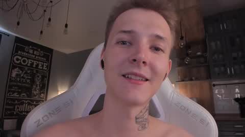 your lovely Oli online show from 2, 10, 2025
