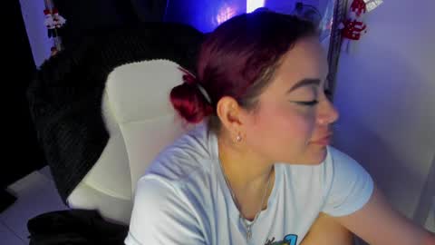 Snapshot of darlingbdsm_ chatting on 29, 12, 2024 Darling online show from 29, 12, 2024