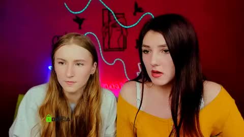 Snapshot of darly_honey chatting on 16, 4, 2026 darly honey online show from 16, 4, 2026