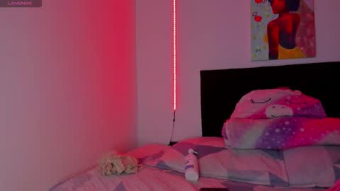 Snapshot of darlyhooper1_ chatting on 4, 3, 2026 Darlyhooper online show from 4, 3, 2026