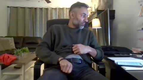 darryl43321 online show from 6, 1, 2026