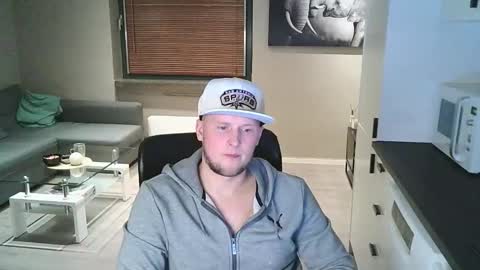 Dario online show from 12, 11, 2025