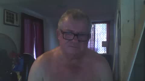 Snapshot of darwincock chatting on 4, 1, 2025 darwincock online show from 4, 1, 2025