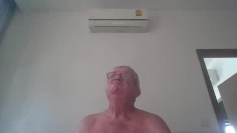 Snapshot of darwincock chatting on 30, 3, 2026 darwincock online show from 30, 3, 2026