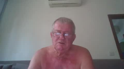 Snapshot of darwincock chatting on 31, 3, 2026 darwincock online show from 31, 3, 2026