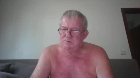 Snapshot of darwincock chatting on 7, 4, 2026 darwincock online show from 7, 4, 2026