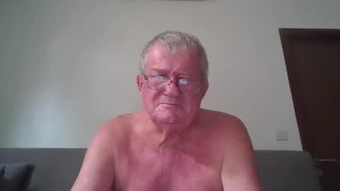 Snapshot of darwincock chatting on 16, 4, 2026 darwincock online show from 16, 4, 2026