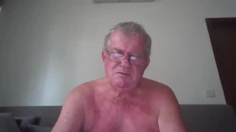 Snapshot of darwincock chatting on 1, 5, 2026 darwincock online show from 1, 5, 2026