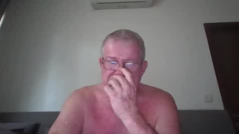 Snapshot of darwincock chatting on 13, 5, 2026 darwincock online show from 13, 5, 2026