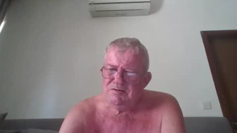 Snapshot of darwincock chatting on 15, 5, 2026 darwincock online show from 15, 5, 2026