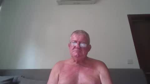 Snapshot of darwincock chatting on 17, 5, 2026 darwincock online show from 17, 5, 2026