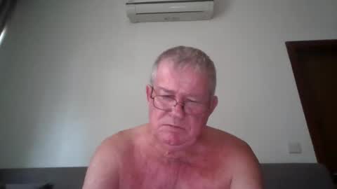 Snapshot of darwincock chatting on 27, 5, 2026 darwincock online show from 27, 5, 2026