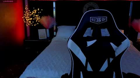 Snapshot of daryana_gray chatting on 1, 6, 2026 daryana_gray online show from 1, 6, 2026