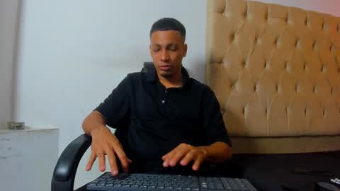 Snapshot of dave_skinnycum420 chatting on 4, 11, 2025 dave online show from 4, 11, 2025