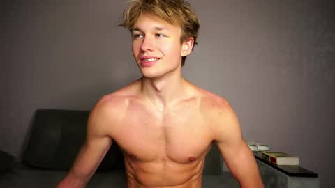 Snapshot of dave_taylor chatting on 9, 4, 2026 DAVE online show from 9, 4, 2026