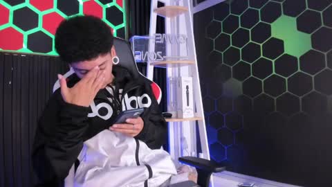 Snapshot of david_banks_ chatting on 9, 4, 2026 David online show from 9, 4, 2026