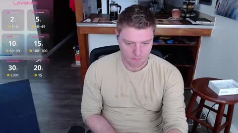 Snapshot of david_dixon1990 chatting on 26, 2, 2025 David online show from 26, 2, 2025