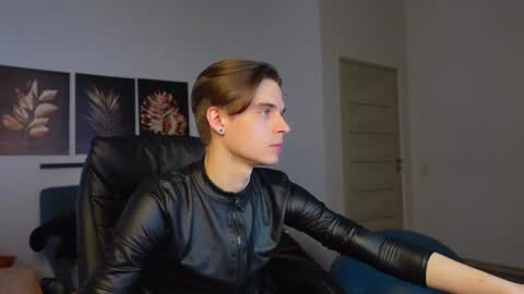 DAVID HEATH online show from 29, 4, 2026