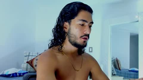 Hey im David that loves to explore and speak their fantasies. Very open talktative and nice. Feel free to chat with me online show from 26, 11, 2025