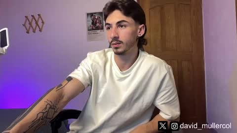 Snapshot of david_muller_ chatting on 9, 2, 2025 David online show from 9, 2, 2025
