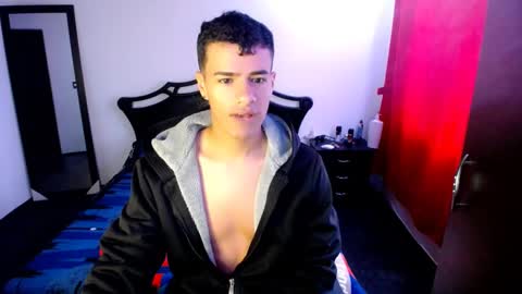 Snapshot of davidkaloc chatting on 25, 2, 2025 David online show from 25, 2, 2025