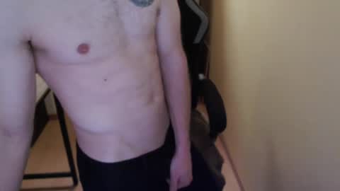 Snapshot of davidoventt chatting on 4, 2, 2025 davidoventt online show from 4, 2, 2025