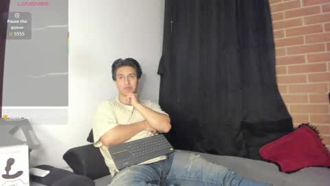 Snapshot of davidx_x21 chatting on 27, 6, 2026 davidx_x21 online show from 27, 6, 2026