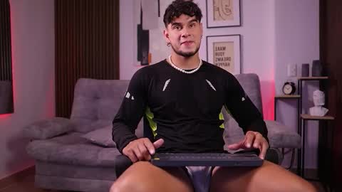 Davies brown    schedule 12pm to 5pm col time online show from 23, 11, 2025