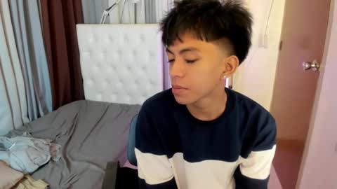 Snapshot of davincihugecock chatting on 18, 4, 2026 daniel online show from 18, 4, 2026
