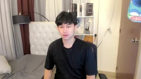 Snapshot of davincihugecock chatting on 18, 5, 2026 daniel online show from 18, 5, 2026