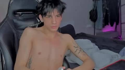 davis online show from 24, 1, 2025