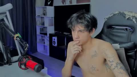 davis online show from 23, 9, 2025