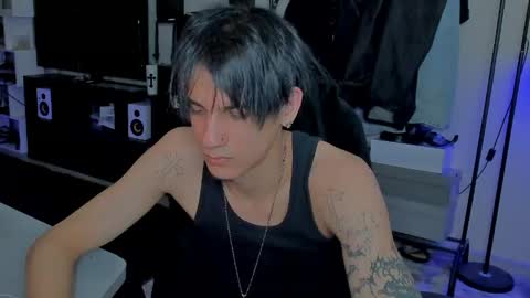 Snapshot of davisross chatting on 29, 4, 2026 davis online show from 29, 4, 2026