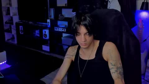 Snapshot of davisross chatting on 4, 8, 2026 davis online show from 4, 8, 2026