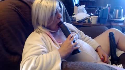 dawndoesall online show from 22, 2, 2025