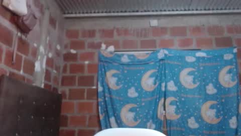 Snapshot of dayanara22 chatting on 19, 2, 2025 dayanara22 online show from 19, 2, 2025
