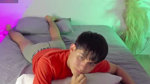 Snapshot of dayner_fox chatting on 29, 6, 2026 dayner_fox online show from 29, 6, 2026