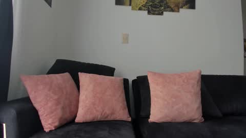 DAYRA ANGELS online show from 5, 2, 2026